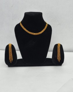 Classic Gold Beaded Jewellery Set